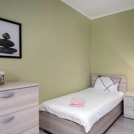 Апартаменты 3br Penthouse With Huge Terrace - Sliema, Triq Trofimu *