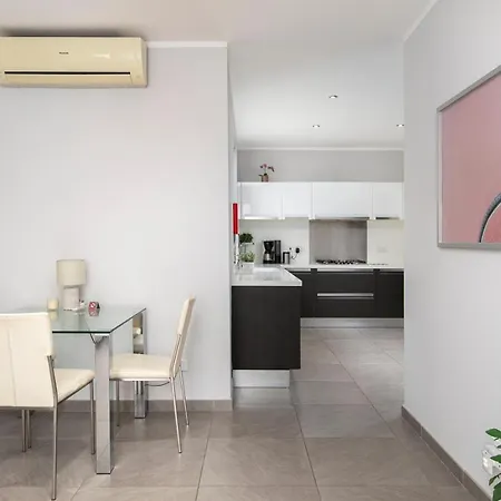 3br Penthouse With Huge Terrace - Sliema, Triq Trofimu 아파트 슬리에마