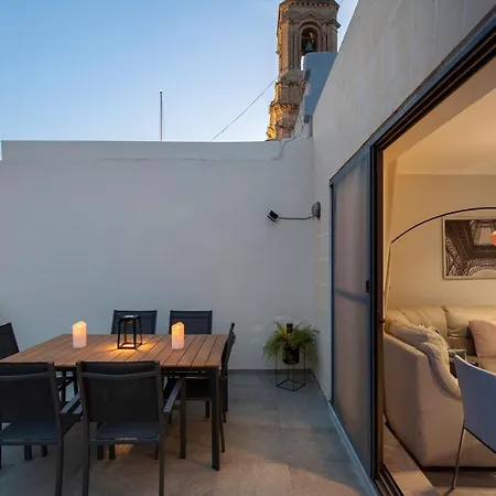 3br Penthouse With Huge Terrace - Sliema, Triq Trofimu