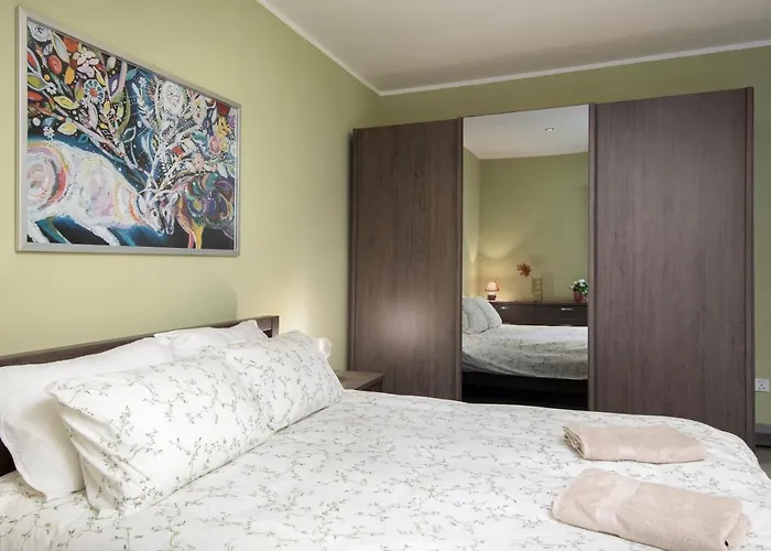 3br Penthouse With Huge Terrace - Sliema, Triq Trofimu Apartment *