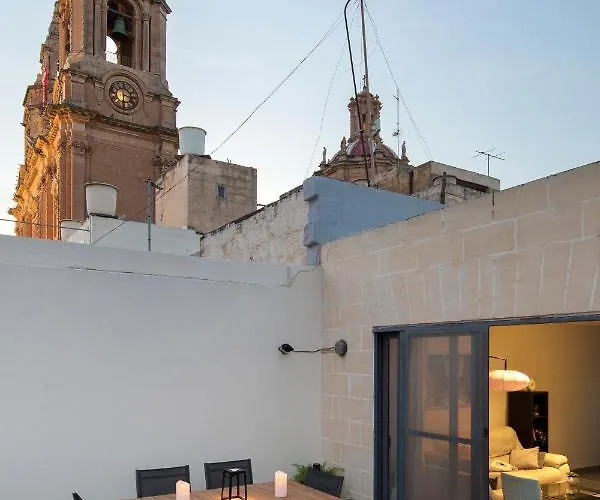 3br Penthouse With Huge Terrace - Sliema, Triq Trofimu Apartment Sliema