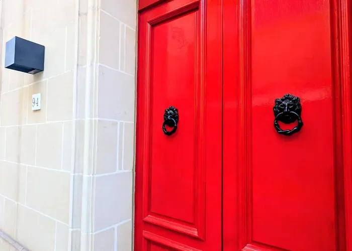 Apartment 3br Penthouse With Huge Terrace - Sliema, Triq Trofimu *